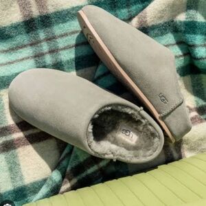 NIB UGG Elea Slip-On Clog